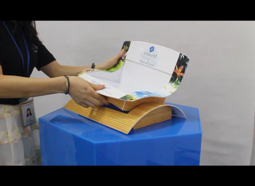 Sliquid品牌仿木制工藝亞克力按摩油展示架設(shè)計(jì)及生產(chǎn)工藝視頻介紹
